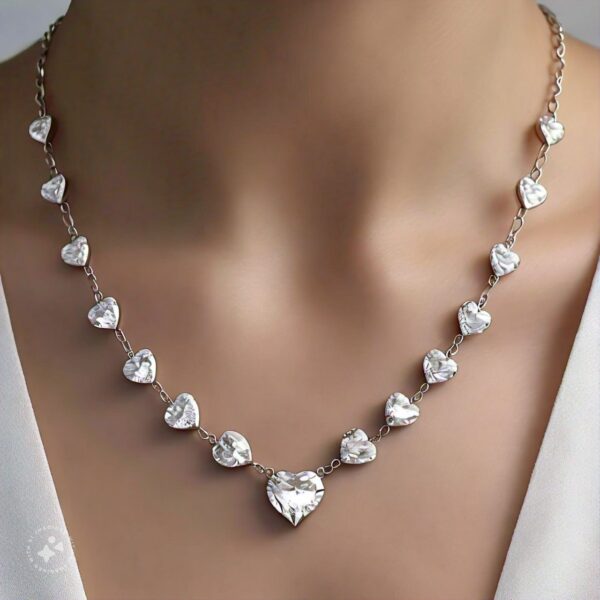 Luxurious Heart Diamond Necklace